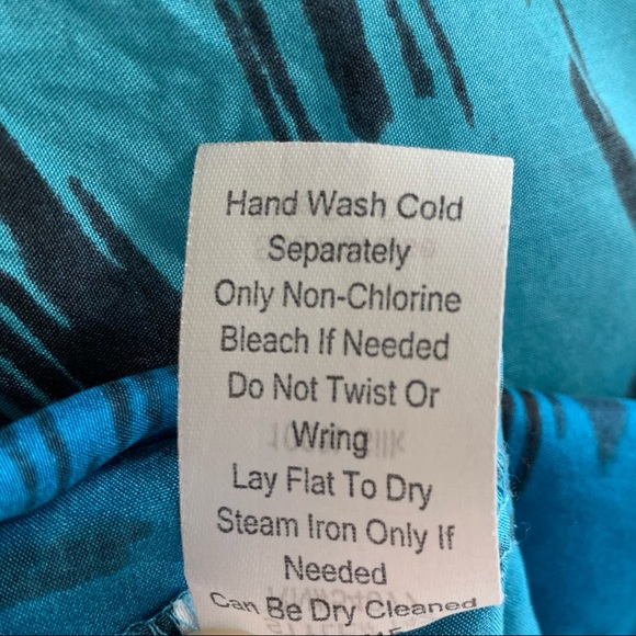 •CAbi• Tiered 100% Silk Top Teal/Black Ombre-Med - Picture 8 of 9